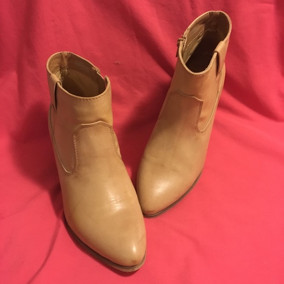 Forever 21 Cute Booties - Picture 2 of 8